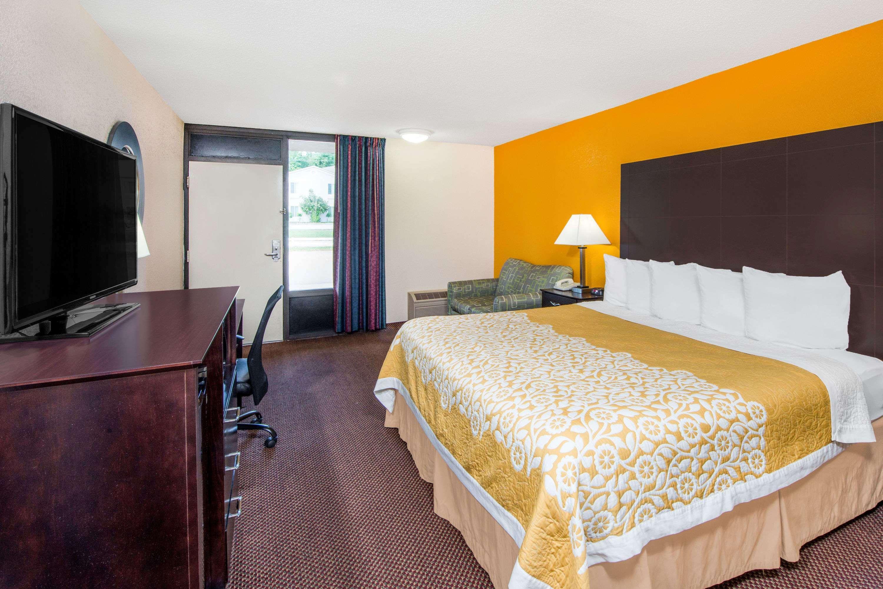 Days Inn By Wyndham Calvert City - Paducah East Exterior foto